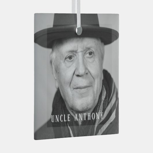 Dans l'oncle de mémoire amoureuse, un ornement pho (Avant droite)