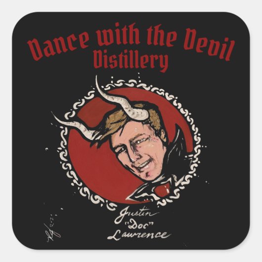 Dans met de Devil Distillery Stickers (Voorkant)