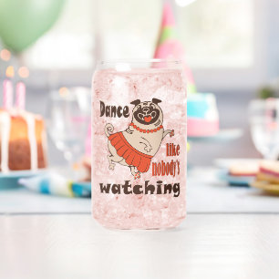 Danse comme personne ne regarde poule Carlin chien