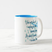 Danse dans la tasse de pluie (Devant droit)