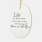 Dansen in de regen keramisch ornament (Links)