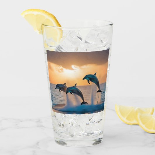 Dansen in de schemering: drie dolfijnen springen glas (Voorkant ijs)