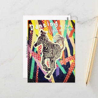 Dansende zebra funky mixed media briefkaart
