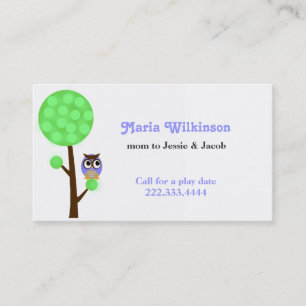 D'appel Hibou dans une carte de maman d'arbre