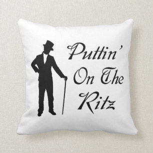 Dapper Man Puttin op de Ritz Kussen