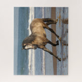 Dapple Grey Andalucian Stallion op strand Legpuzzel (Verticaal)