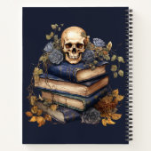 Dark Academia Skull Book Esthetische naam Sentimen Notitieboek (Achterkant)