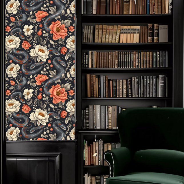 Dark Academia Slangen & Rode en witte bloemen Behang (Dark Academia Snakes & Red and White Flowers Wallpaper in a library.)