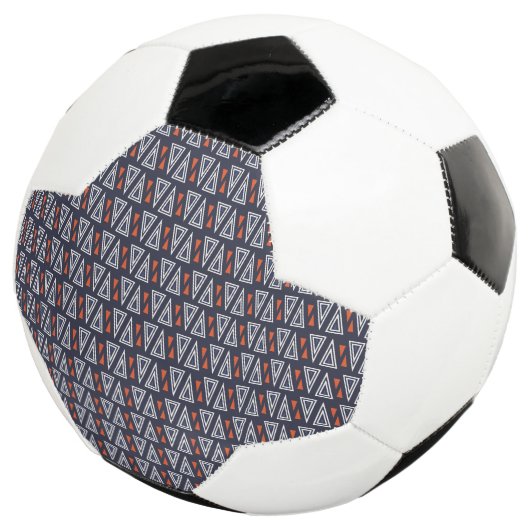 Dark Blue and Red Geometric Triangles Pattern Voetbal (Drie kwart)