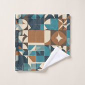 Dark Blue, Teal, Brown, and Tan Geometric Pattern (Gant de toilette)