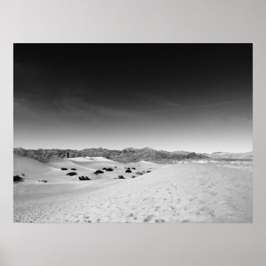 Dark Death Valley Sand Dunes Poster (Voorkant)