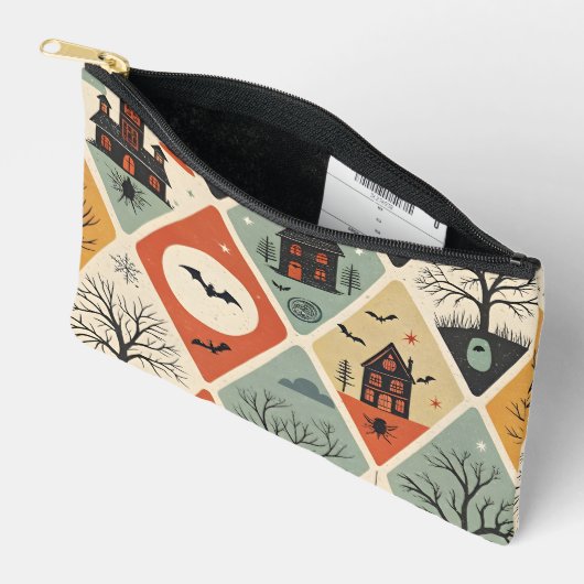 Dark ghost pattern etui (Open)