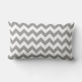 Dark Gray White Chevron Zig-Zag Pattern Kussen (Achterkant)