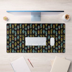 Dark Grunge Cactus Pattern Bureaumat