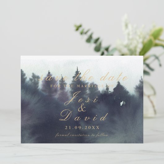 Dark Moody Etheral Forest Wedding Save the Date Kaart (Staand voorkant)