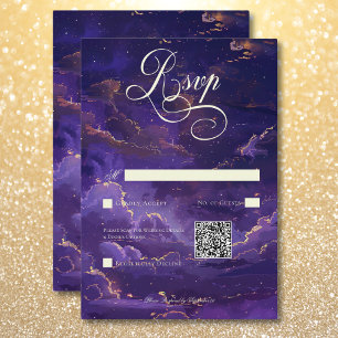 Dark Moody Paarse & Gouden Moonlit Wolken QR Code RSVP Kaartje