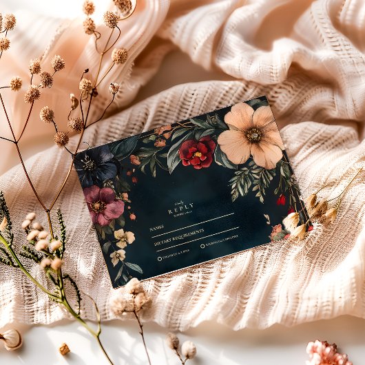 Dark Romance bruiloft thema RSVP Kaartje