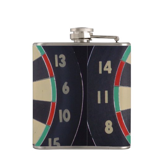 Dart in een dartboard Bullseye Heupfles (Achterkant)
