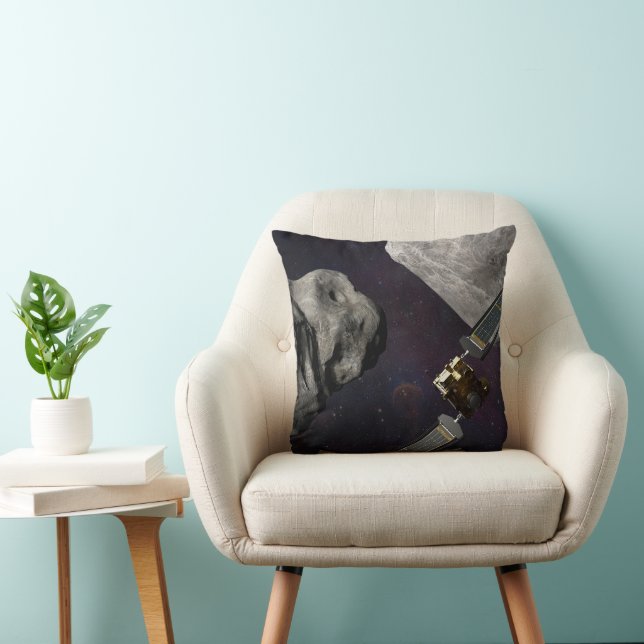 DART-ruimteschip en de Liciacube vóór de botsing Kussen (Stoel)