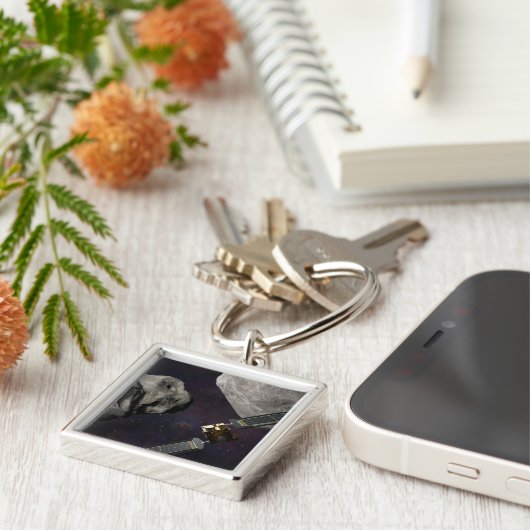 DART-ruimteschip en de Liciacube vóór de botsing Sleutelhanger (Zijkant)