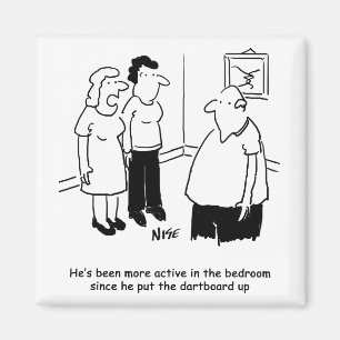 Dartboard in de slaapkamer. Funny Cartoon Magneet