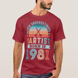 Dartist geboren in 1981 Darts 40th Birthday Retro  T-shirt