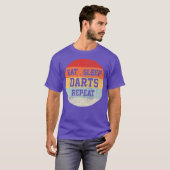 Darts Dart Speler Retro  Grappig Cadeau T-shirt (Voorkant volledig)