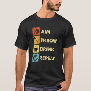 Dartsspeler die pijlen werpt Tip 4 T-shirt