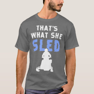 Dat heeft ze grappige sneeuwmobiele design voor on t-shirt