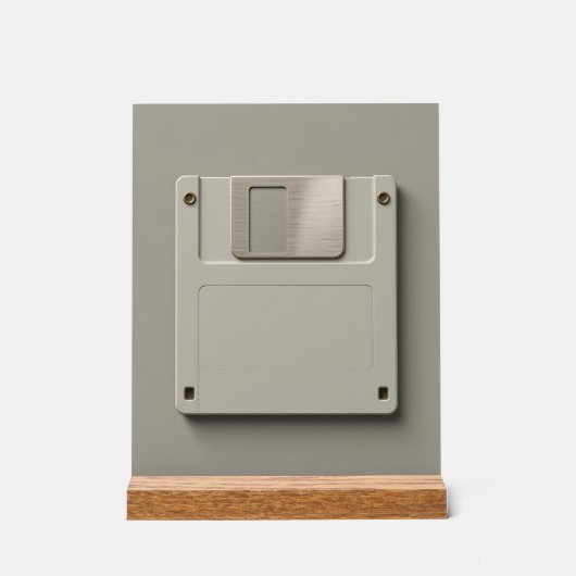 Data Dreams: The Floppy Disk Revival Acryl Bord (Voorkant)