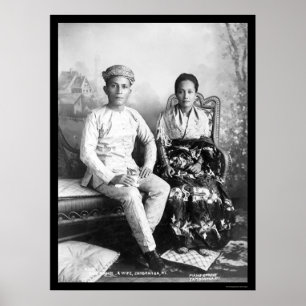 Datto Mandi en Zijne vrouw in de Filipijnen 1903 Poster
