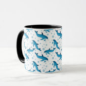 Dauphins et bulles sur blanc. Mug (Devant gauche)