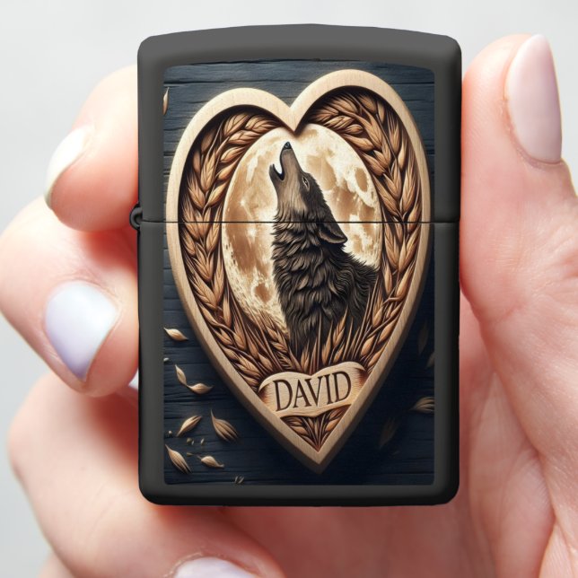 David Carved Wolf Onder Moonlight (In Hand)