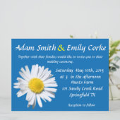 Dazzling Blue Daisy Wedding Invitation Kaart (Staand voorkant)