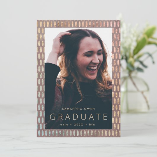 Dazzling Modern Border Photo Afstudeerder Aankondiging (Staand voorkant)