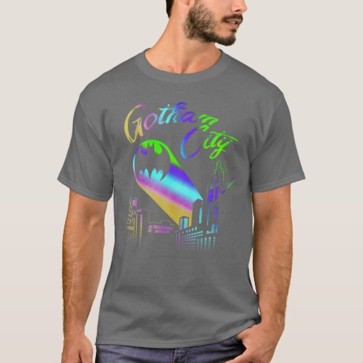 DC Comics Pride Batman Gotham City Rainbow funny T-shirt (Voorkant)
