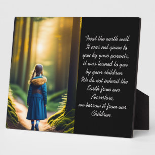 De aarde goed behandelen   Forest Girl Tabletop Fotoplaat