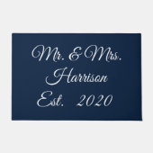 De achternaam, het jaar, het nummer van de Couple Deurmat (Voorkant)
