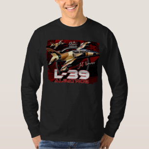 De Aero L-39 Albatros is een straalaangedreven tra T-shirt