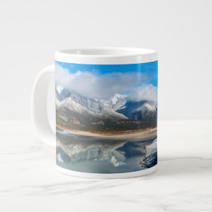 De Athabasca-rivier in Jasper National Park Jumbo Beker