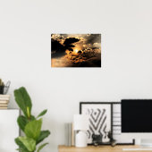 De avond van de zon met Cloudy Sky Poster (Thuiskantoor)