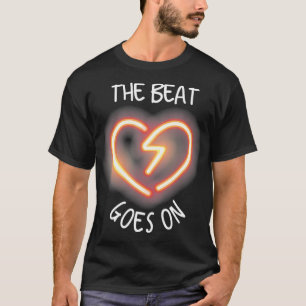 De beat gaat op hartslag cadeau rehab na hart t-shirt
