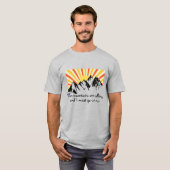De bergen noemen de Retro Sunrise T-shirt (Voorkant volledig)