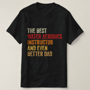 De beste wateraerobics instructeur en nog beter t-shirt