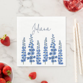De blauwe bloemen van Delphinium Servet
