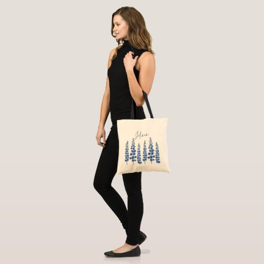 De blauwe bloemen van Delphinium Tote Bag (Voorkant (model))