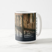 "De Brooklyn à Manhattan" tasses de nom personnali (Devant droit)