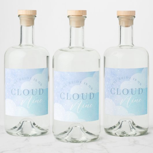 De bruid is op wolk negen Bruidsfeest  Likeurfles Etiket (Flessen)