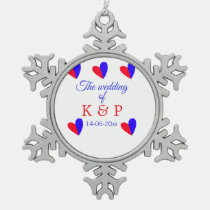 De bruiloft van voeg koppelnaam initiaal briefdatu tin sneeuwvlok ornament