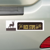 De Buck houdt hier met staart Bumpersticker (Op auto)